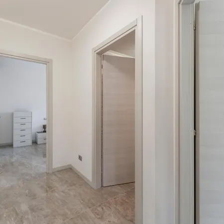 Garibaldi Apartment Desenzano del Garda