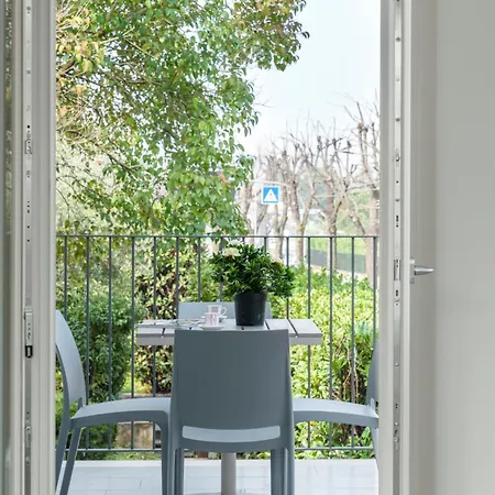 Garibaldi Apartment Desenzano del Garda